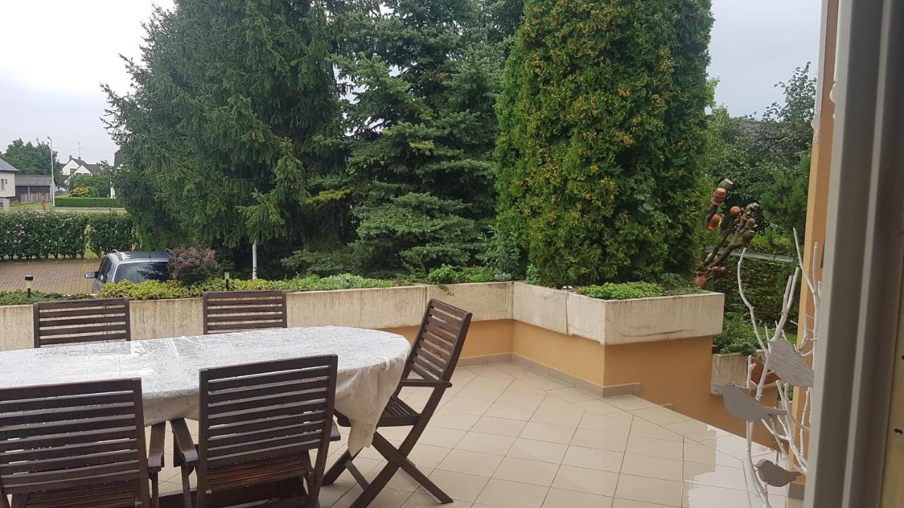 Szenczi Vendeghaz Apartment Buk Exterior photo