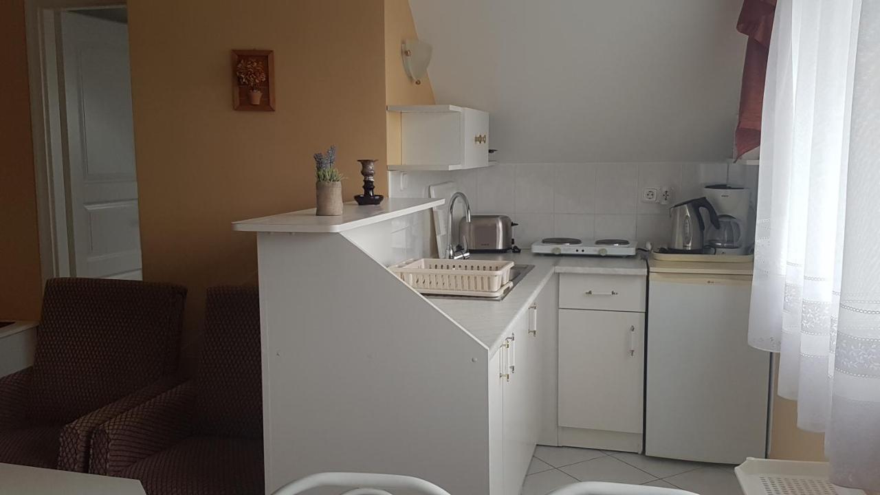Szenczi Vendeghaz Apartment Buk Exterior photo