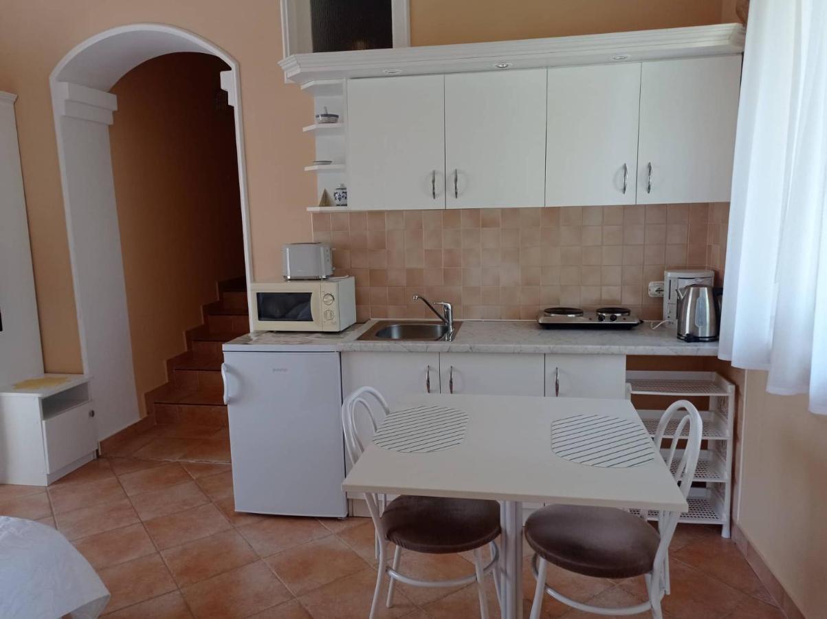 Szenczi Vendeghaz Apartment Buk Exterior photo